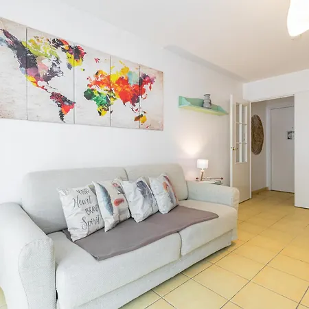 1 Bedroom Downtown Carre D'or With Garage Apartament *