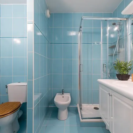 1 Bedroom Downtown Carre D'or With Garage 아파트 니스