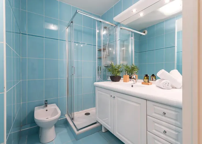 Apartment 1 Bedroom Downtown Carre D'or With Garage Nizza