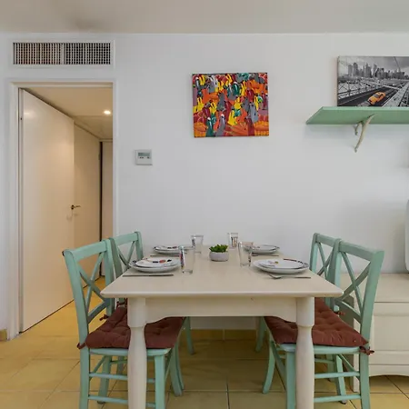 Daire 1 Bedroom Downtown Carre D'or With Garage *